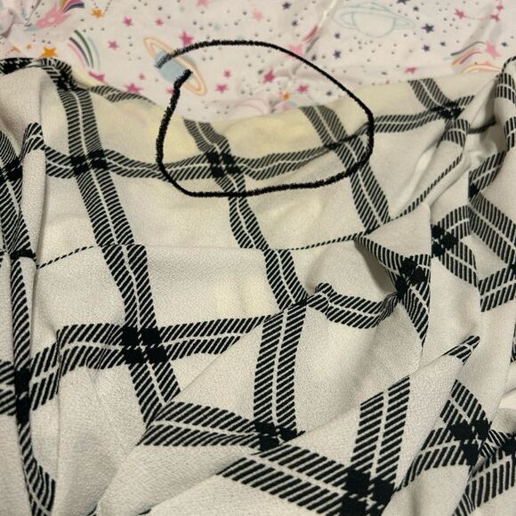 Plaid V-Neck Women's Top - Picture 15 of 15